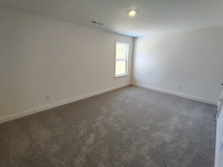 7923 Pine St — Photo 17