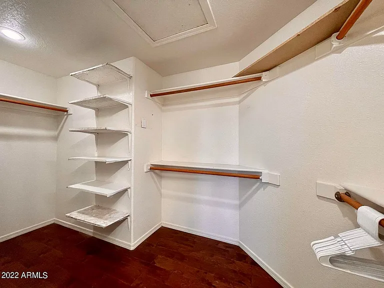 2742 W Ivanhoe St — Photo 29