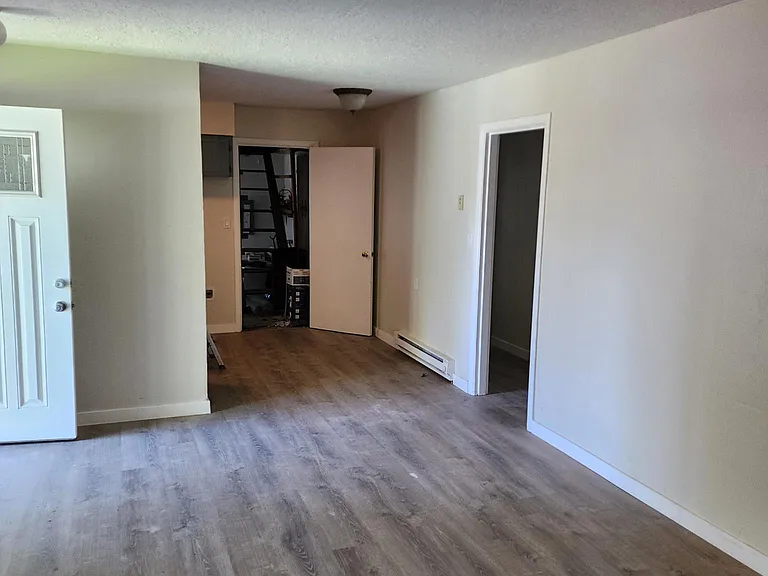 8563 N Tioga Ave #1 — Photo 9
