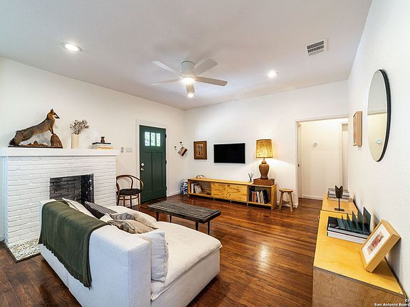 5th image of 234 ALLENSWORTH ST