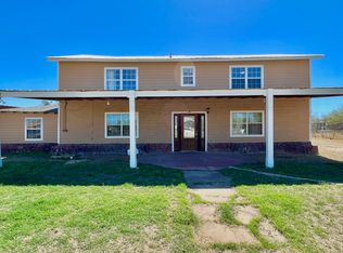 402 E Nueces St, Crystal City, TX 78839