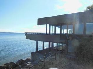 10701 NE South Beach Dr, Bainbridge Island, WA 98110