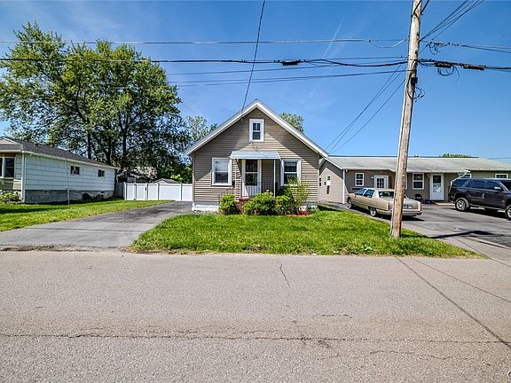 4th image of 613 North Ave