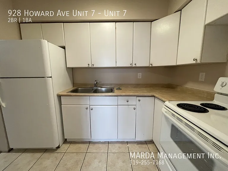 928 Howard Ave #7 — Photo 6