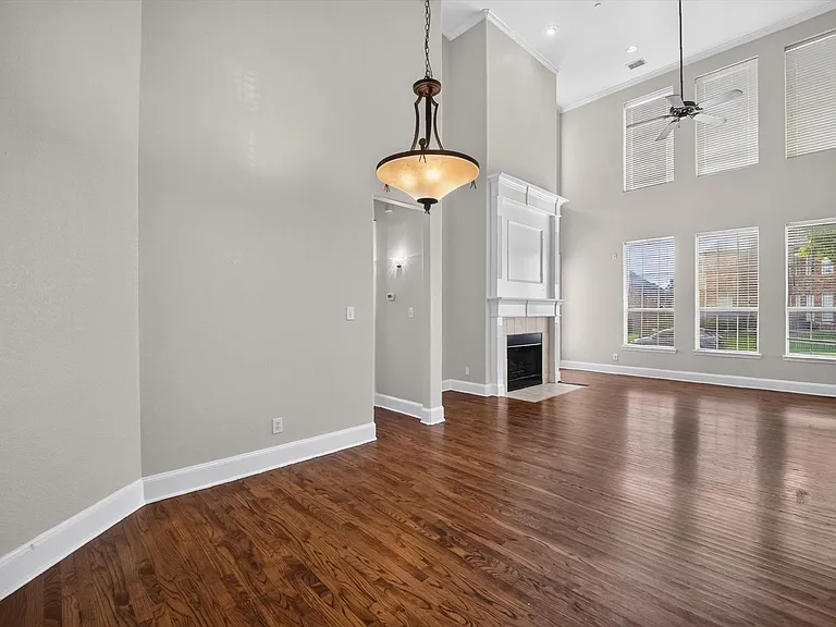 1145 Pedernales Trl — Photo 7