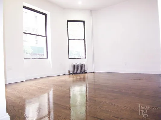 Rented by Hecht Group | media 6