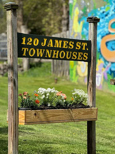120 James St #6 Photo 1