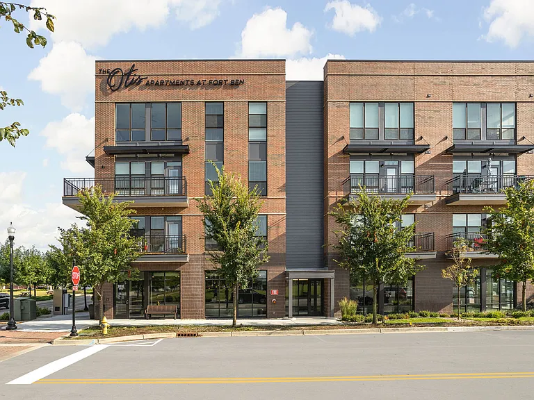 The Otis at Fort Ben Apartments — Photo 42