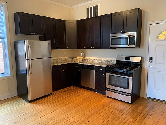 2nd image of 843 N Winchester Ave APT 1R