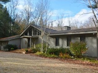 138 Bonny Rigg Hill Rd, Becket, MA 01223