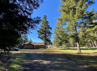 995 Indian Creek Rd, Selma, OR 97538