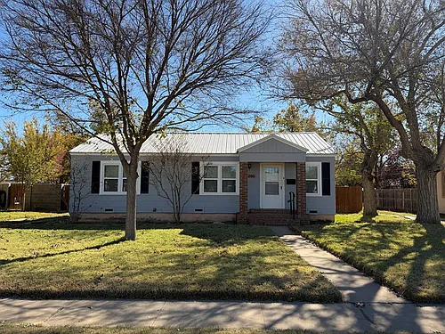 1205 W Michigan Ave Photo 1