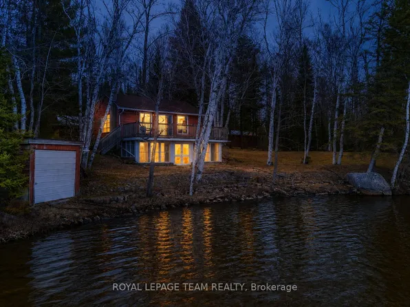 9 Island Boat Launch Ln, Madawaska Valley, ON K0J 1B0