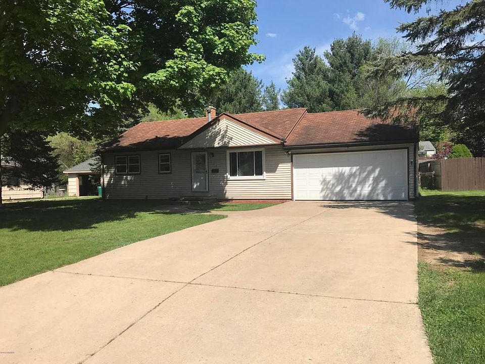 1st image of 114 N Moorland Dr