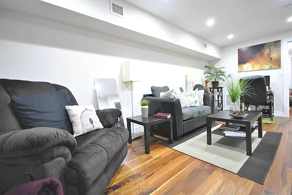 Rented by Town Residential | media 10