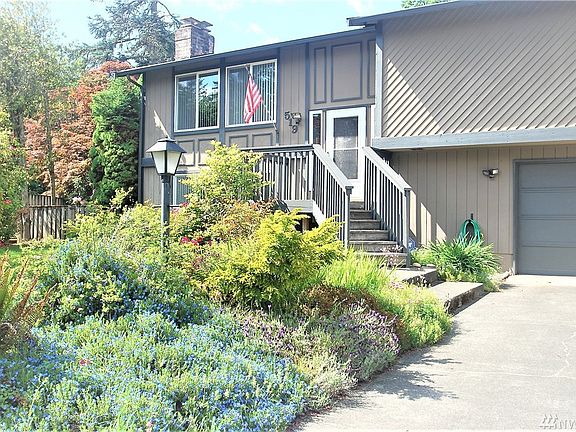 4th image of 519 191st Street Ct E