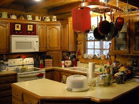 2nd image of 2062 S County Road 600 W