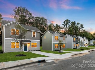 6327 Carver Blvd, Charlotte, NC 28269