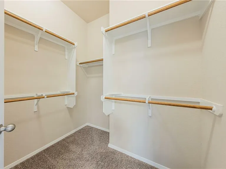 5705 Respinto Dr — Photo 13