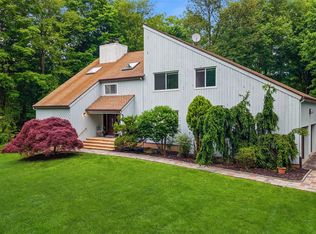65 Cliffside Lane, Bedford Corners, NY 10549