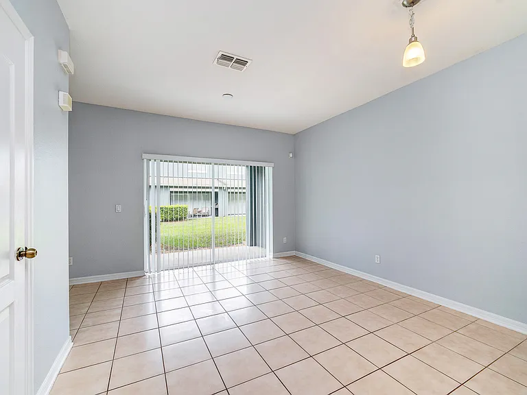 3486 Wilshire Way Rd #1 — Photo 4