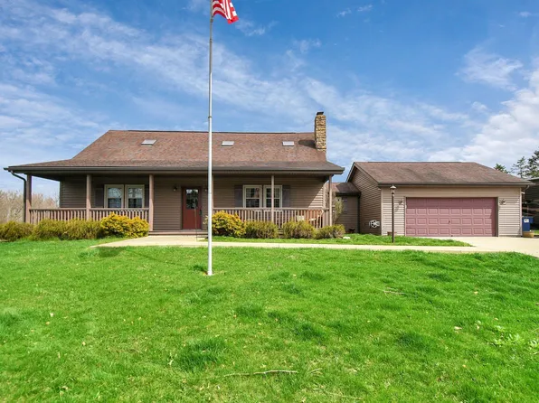 1584 Debolt Rd, Utica, OH 43080