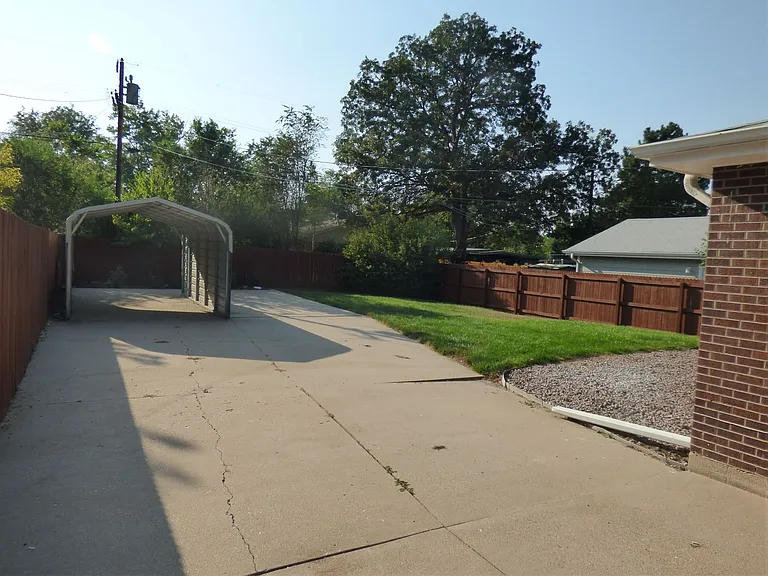 1543 S Hudson St — Photo 27