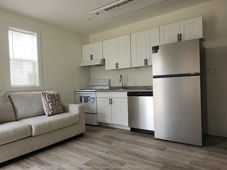 22 Gray St #A — Photo 12