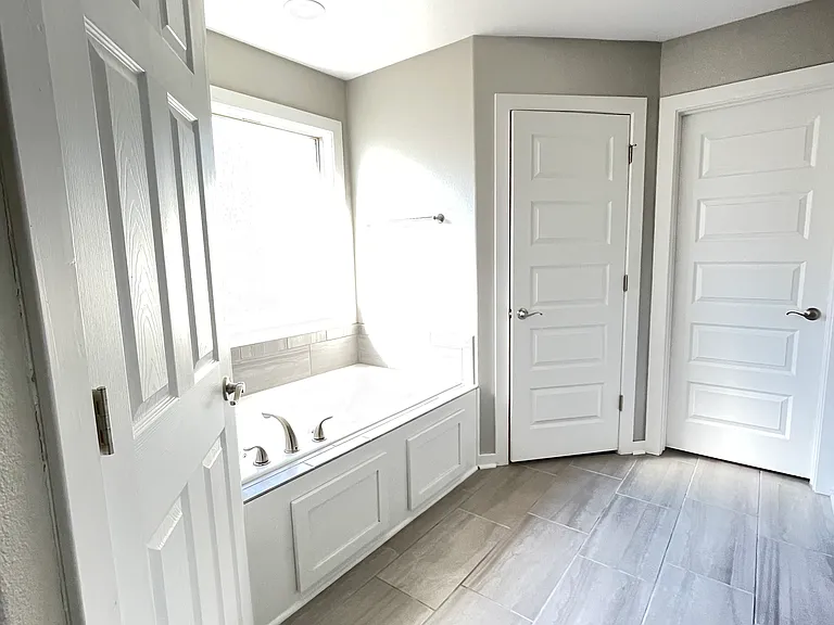 5858 W Luna St — Photo 41