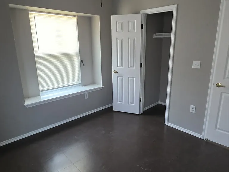 602 Chihuahua St — Photo 13