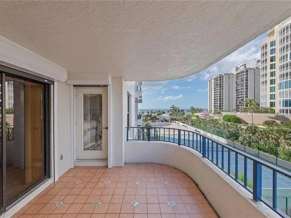 4451 Gulf Shore BLVD N #505, NAPLES, FL 34103