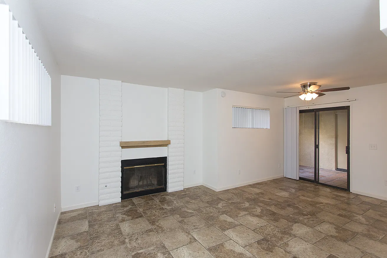 1038 & 1040 Hornblend Street — Photo 4