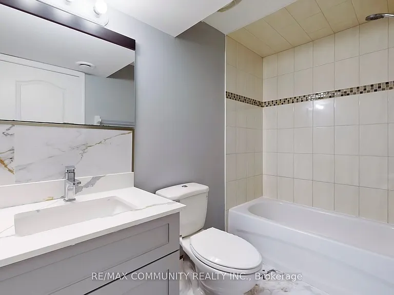32 Faywood Dr #BASEMENT — Photo 8