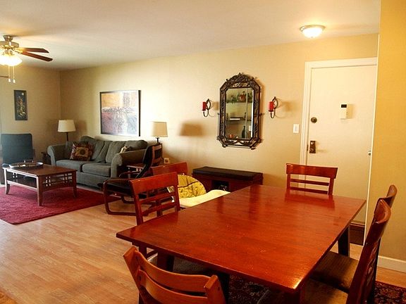 3rd image of 4517 Kings Walk Dr APT 2B