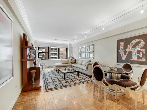 45 Sutton Place South 9O image 3 of 15