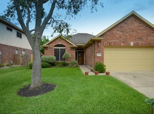 17307 Stratford Green Dr, Sugar Land, TX 77498