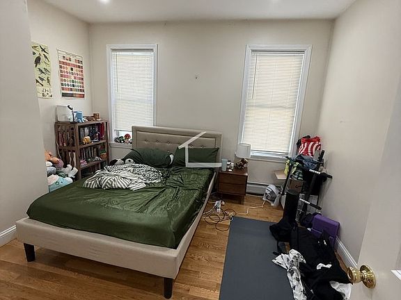 4th image of 43 Cameron St #1