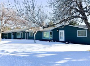 346 W 4th St, Imperial, NE 69033