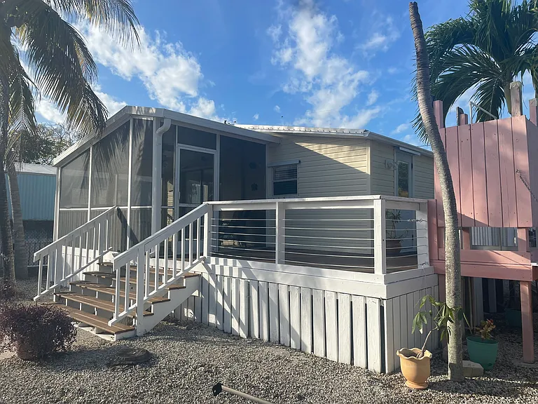Tarpon Ter — Photo 18