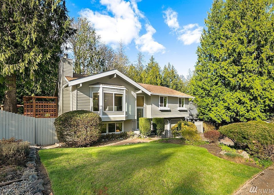 1st image of 22516 NE 12th Pl