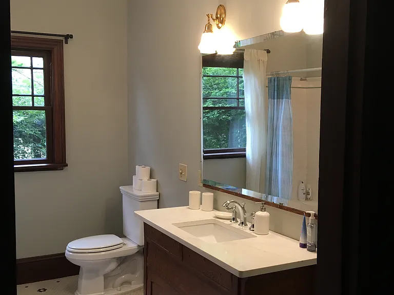 4541 N Congress Ave — Photo 7