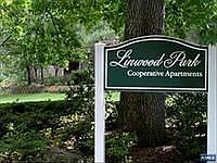 1st image of 410 Park Pl APT 2A
