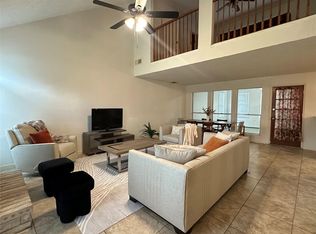 3306 Kempwood Dr, Sugar Land, TX 77479