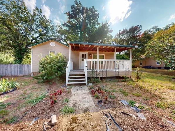 310 N Grayson St, Newbern, TN 38059