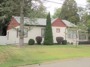 2105 Newell Rd, Endicott, NY 13760