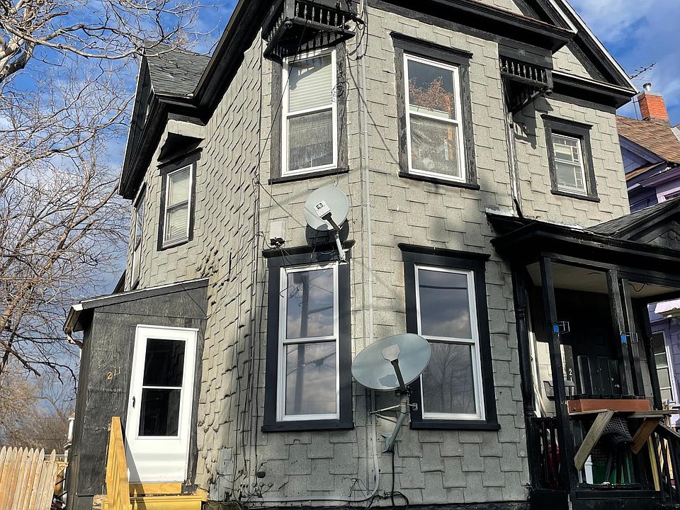 1st image of 211 Elizabeth St #2