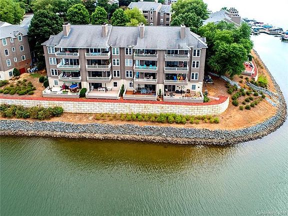 4th image of 9816 Emerald Point Dr