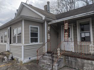 11 Pergola Ave, Jamesburg, NJ 08831