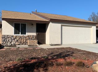 721 Deerfield Ln, Paso Robles, CA 93446