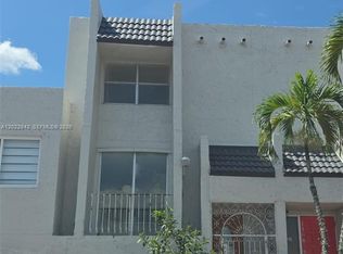 1104 W 44th St #87, Hialeah, FL 33012